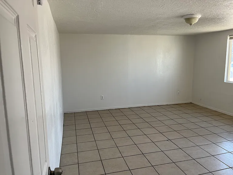 Updated 2 bed / 1 bath in the Near North Valley — Photo 43