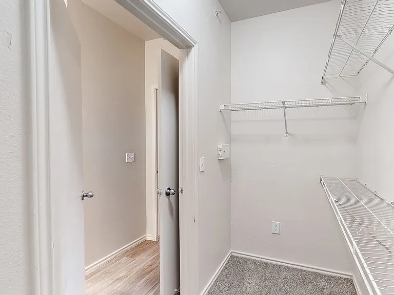 Sereno Park Apartments — Photo 101