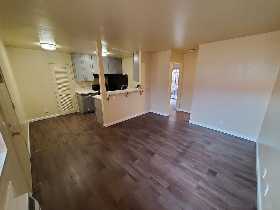 1st image of 4262 Van Dyke Ave APT 2