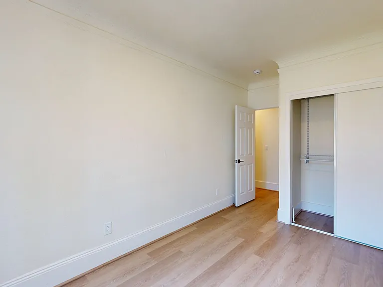 1335 Washington St #8 — Photo 10