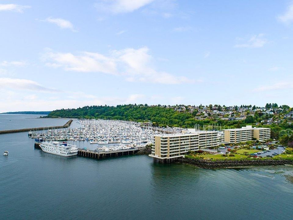 1st image of 6535 Seaview Ave NW APT 704B