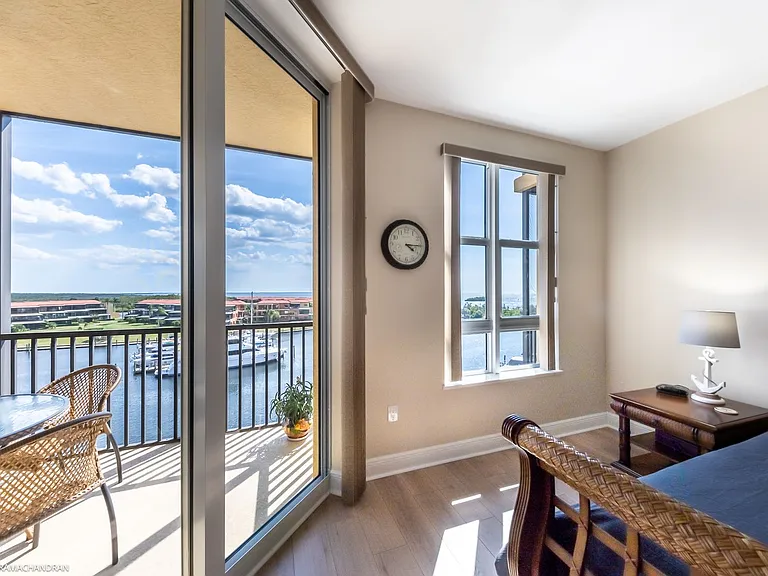 3313 Sunset Key Cir #403 — Photo 23