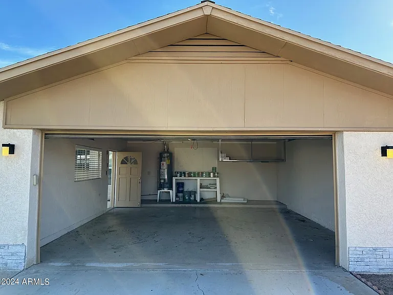 8737 E Jackrabbit Rd — Photo 2
