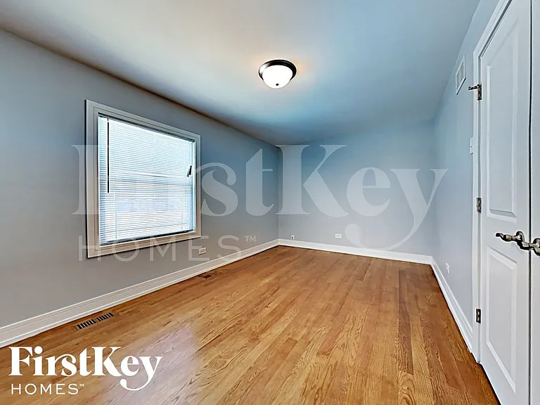 5434 Georgetown Dr — Photo 5