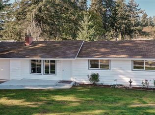 12208 Edgewood Ave SW, Tacoma, WA 98498