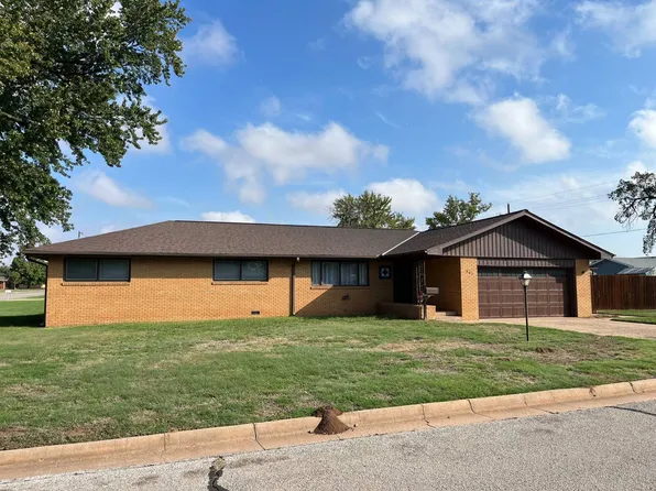 203 E Sherman St, Anthony, KS 67003