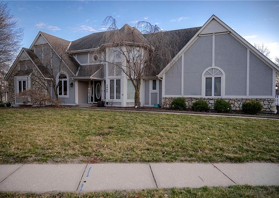 2000 NE Waterfield Pl, Blue Springs, MO 64014 Zillow