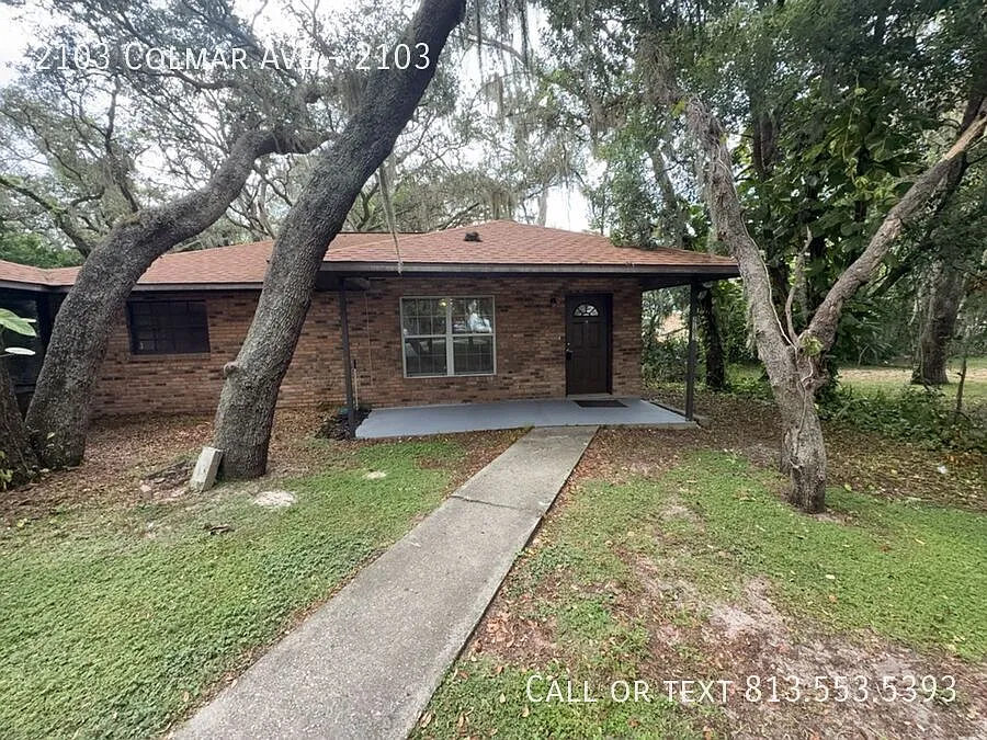 Modern 2-Bed, 1-Bath Home in Sebring Flexible Month-to-Month Lease — Photo 2