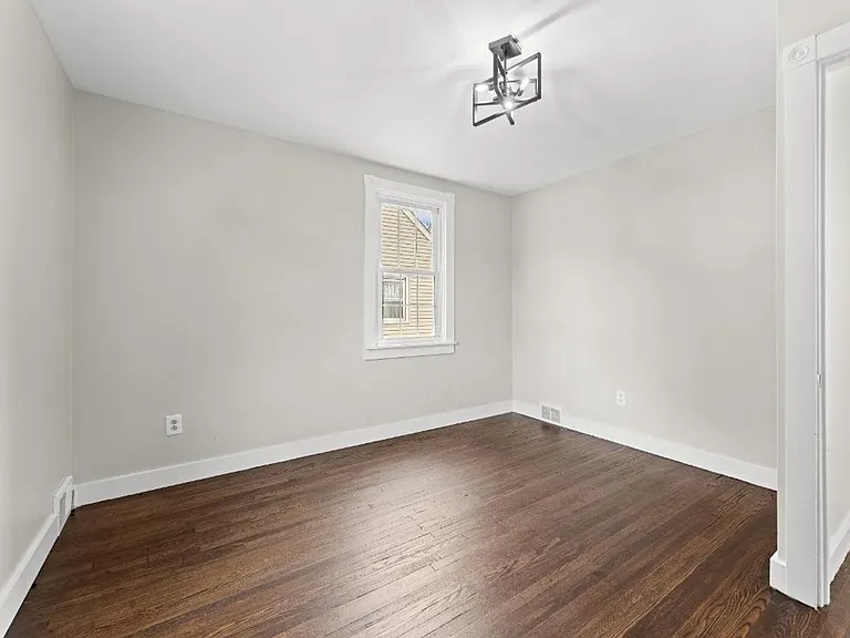 800 Market St — Photo 15