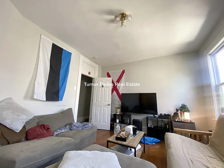 147 Columbia St #22L — Photo 17