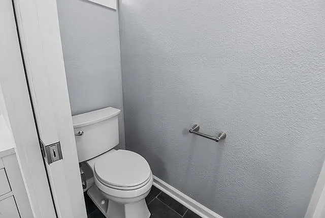 835 S Robertson Ave — Photo 15