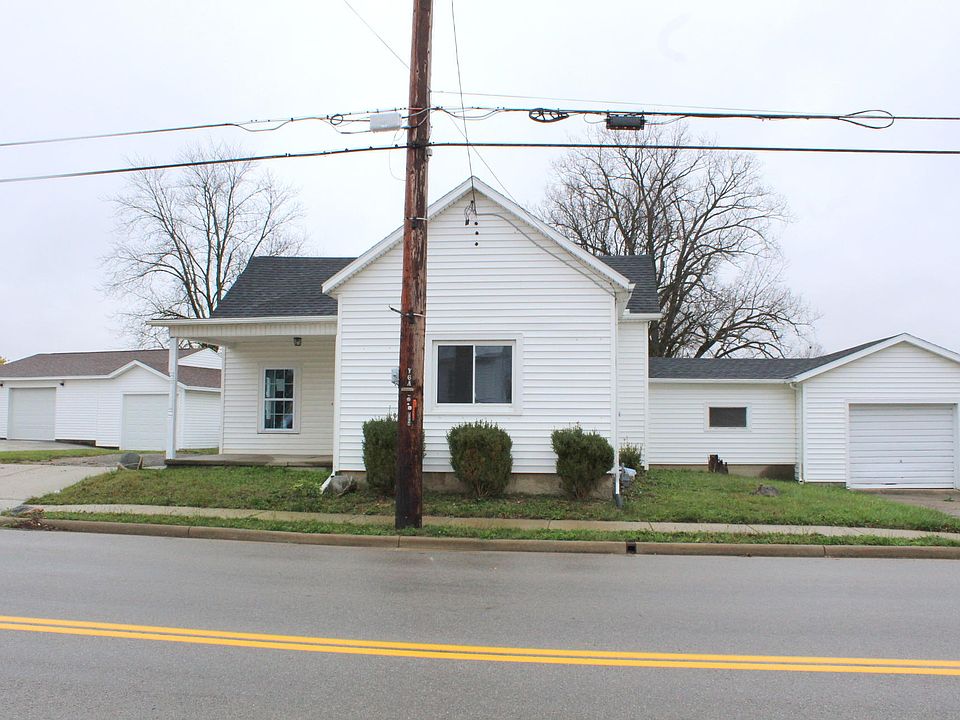 1st image of 124 S Main St
