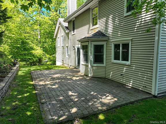 5th image of 34 Glenwood Road