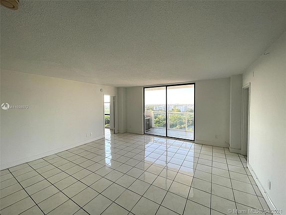 5th image of 13499 Biscayne Blvd APT 1509