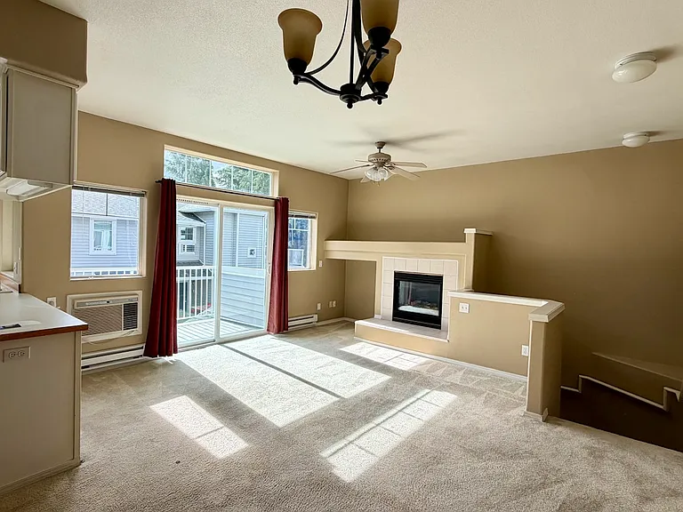 16252 Audubon St #203 — Photo 3