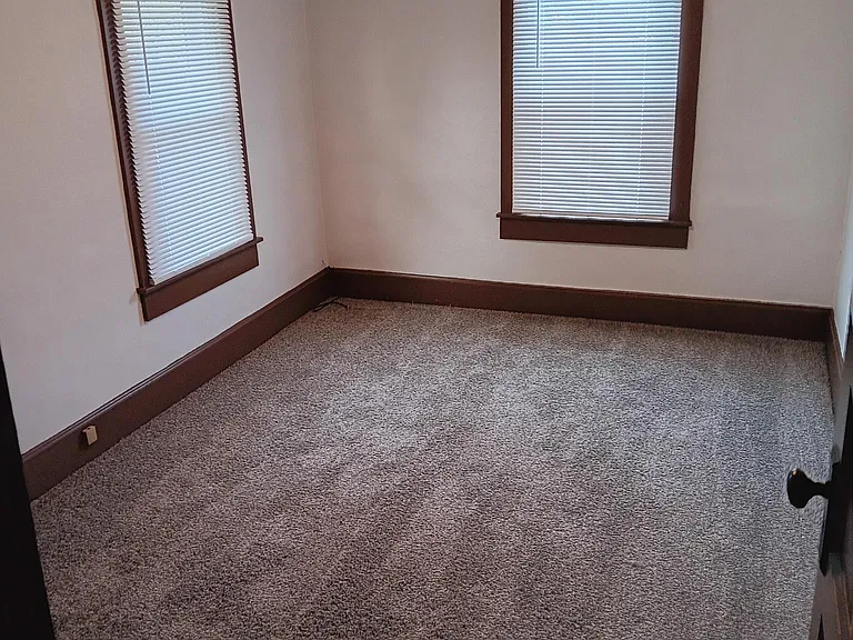 12 Monroe Ave — Photo 10