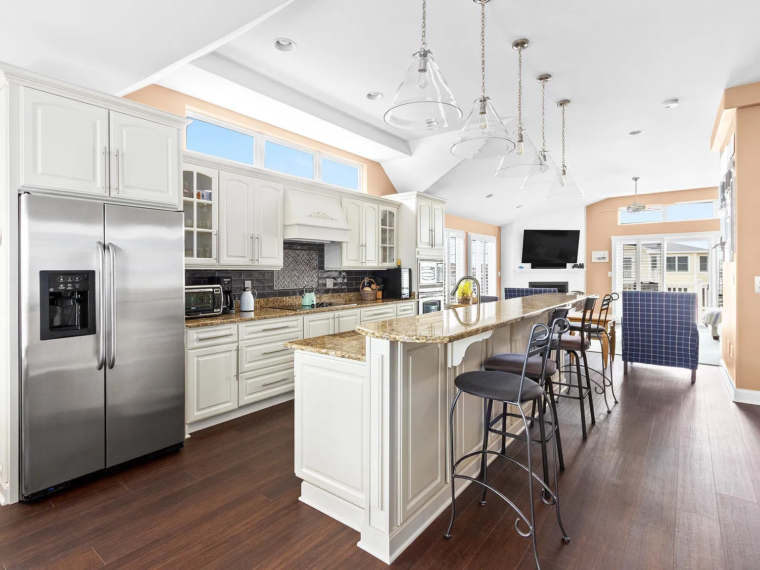 4 bed, 3.5 bath, $6,500 — Photo 3