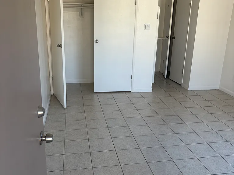 7033 Boulevard Dr #10 — Photo 1