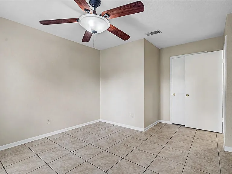 7315 Foxside Ln — Photo 26