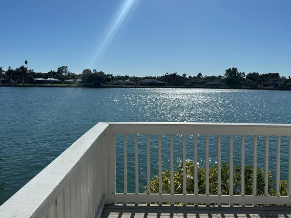 16 Port Dr, Venice, FL 34285