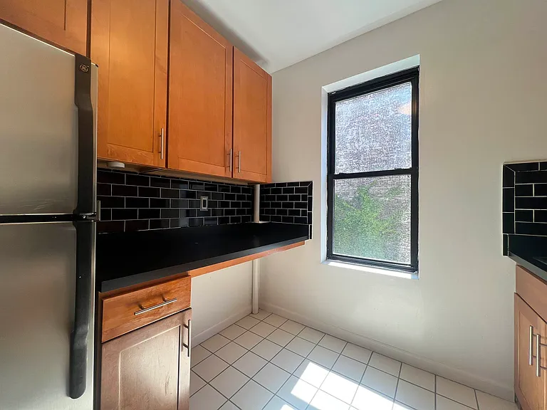 115 Washington Ave #22 — Photo 11