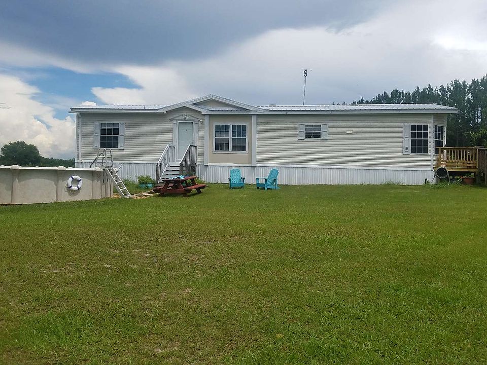 1st image of 239 SW Muffin Ct