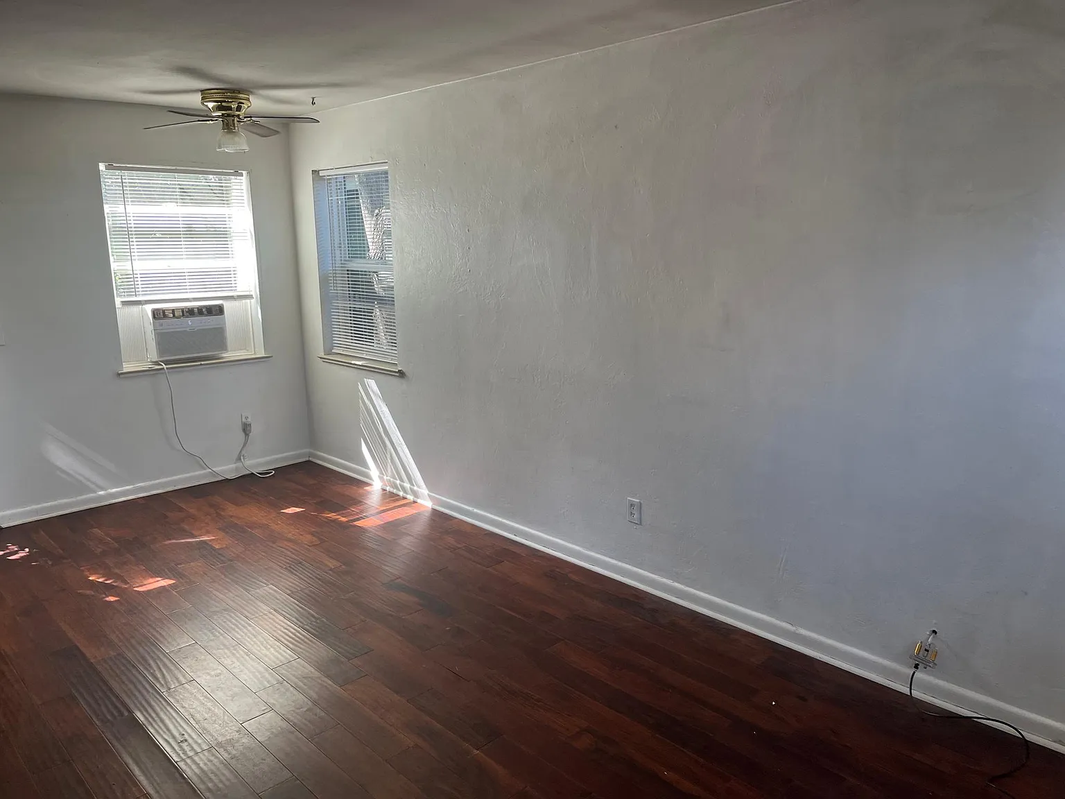 1 bed, 600 sqft, $1,000 — Photo 4