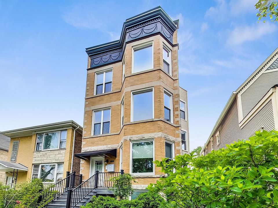 1st image of 2733 N Mozart St #2
