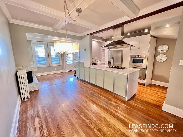 5022 5th St NW — Photo 7
