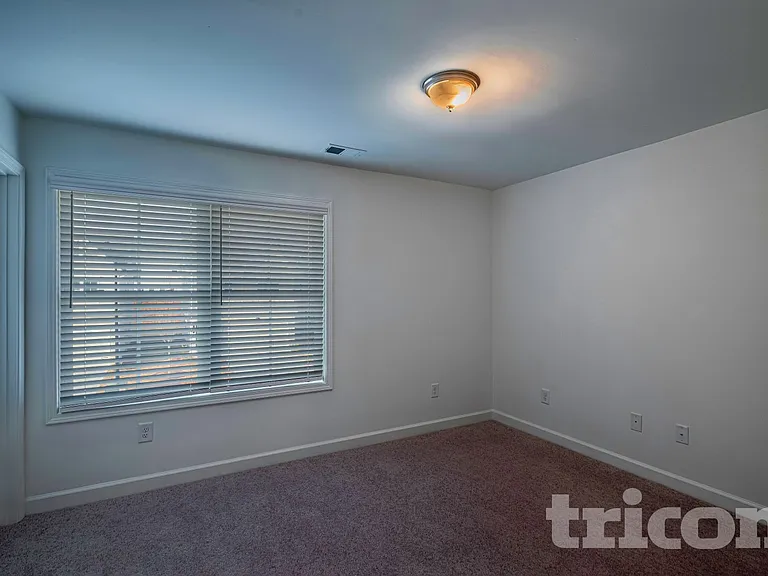 177 E Ridge Way — Photo 19