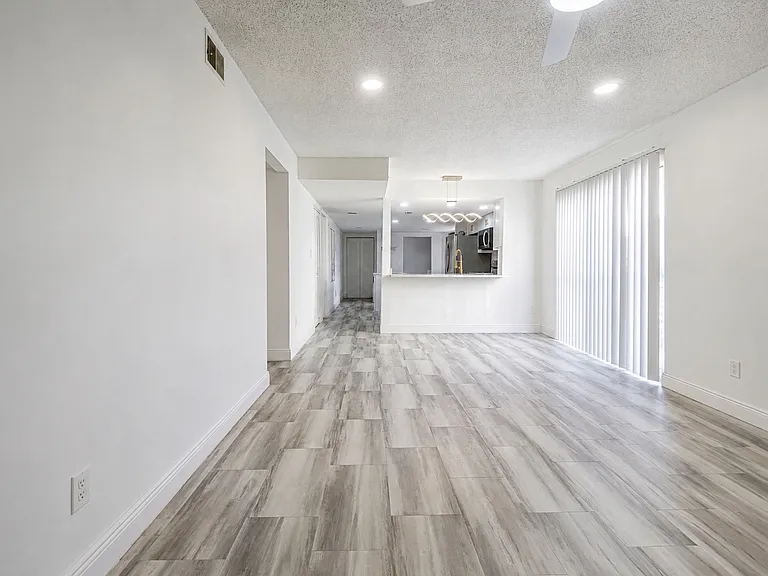 4965 Puritan Cir #401 — Photo 8