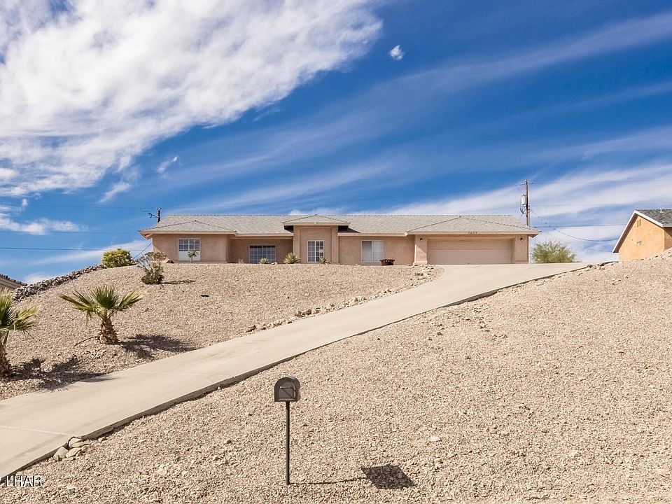 1st image of 3625 Pelican Dr