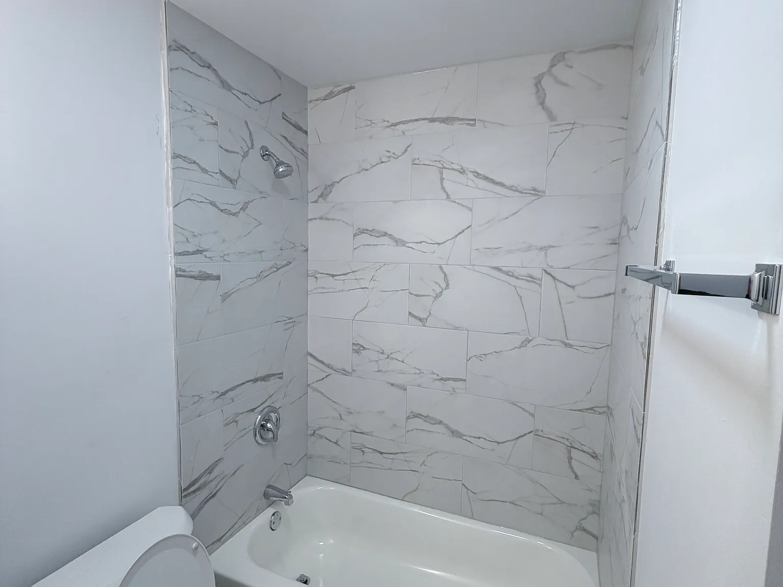 1 bed, $1,000 — Photo 2