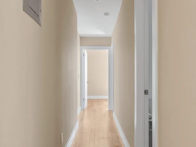 4115 50th Ave #3 — Photo 4