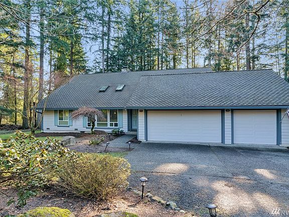2nd image of 22917 SE 40th St
