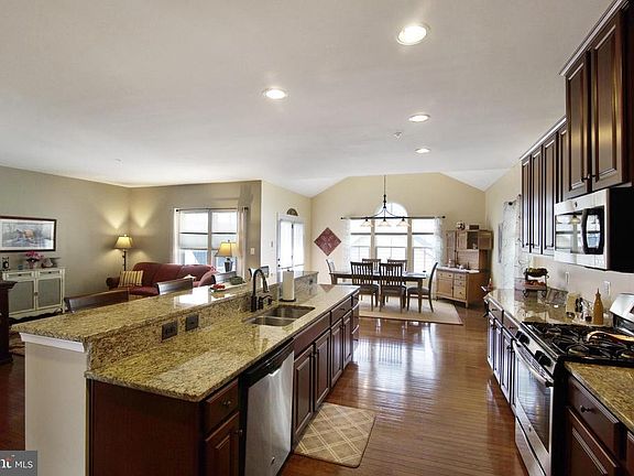 5th image of 22802 Glacier Lily Dr