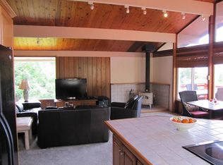 154 Upper Kimo Dr, Kula, HI 96790