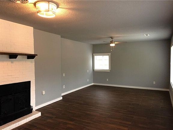 4th image of 208 NW K St