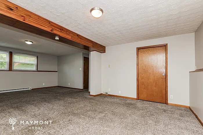6477 Burkwood Dr — Photo 10