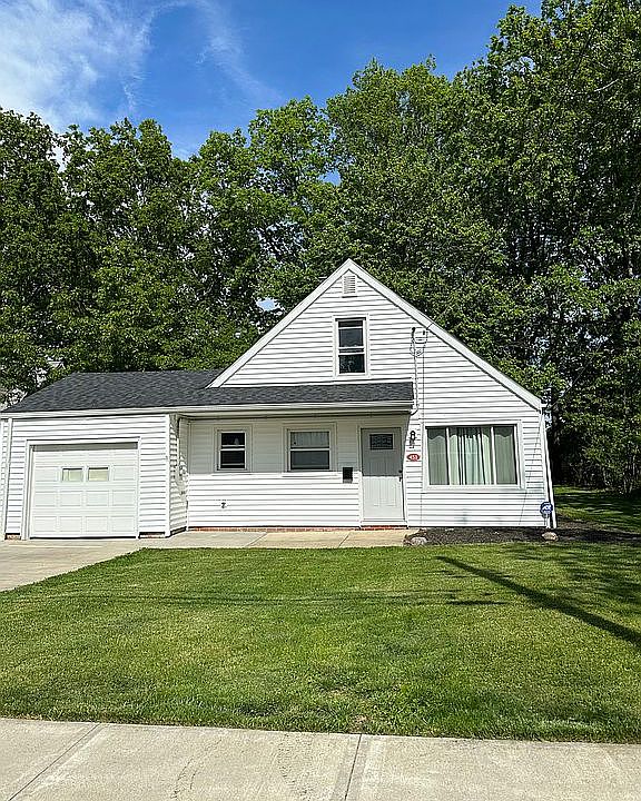1st image of 451 Clarmont Rd