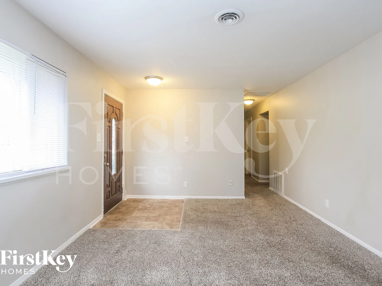 3 bed, 2.0 bath, 1419 sqft, $1,780 — Photo 2