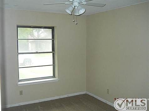 5th image of 3901 Twin Falls St