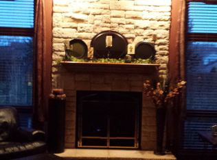 9226 Auburn Ct, Racine, WI 53406