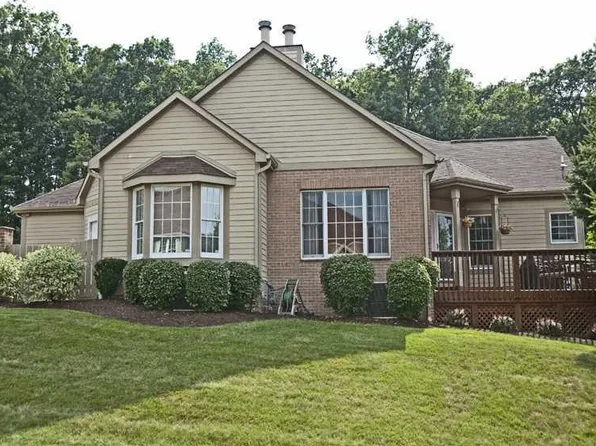 131 Linden Ct, Seven Fields, PA 16046