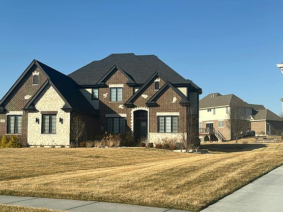 2nd image of 22650 Oakfield Dr