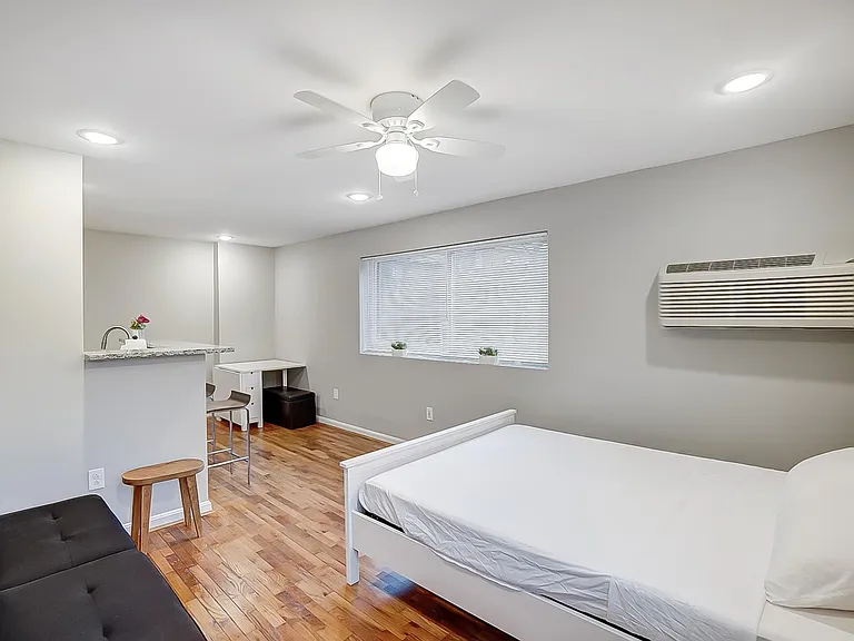 2341 Burnet Ave #2 — Photo 9