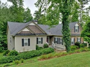 46 Red Maple Ln, Blairsville, GA 30512