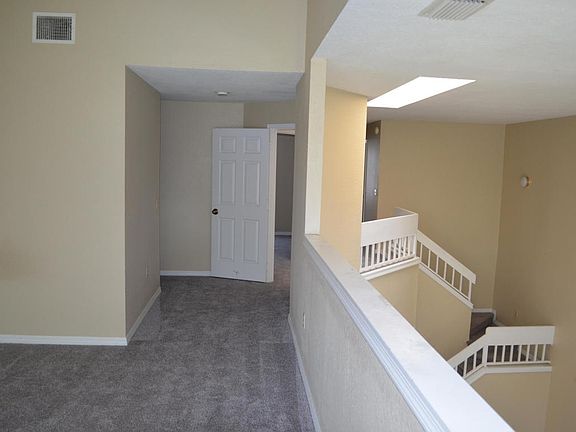 5th image of 3671 Oakhill Dr