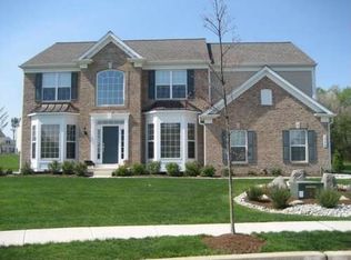 1776 Pembrooke Dr, Macungie, PA 18062