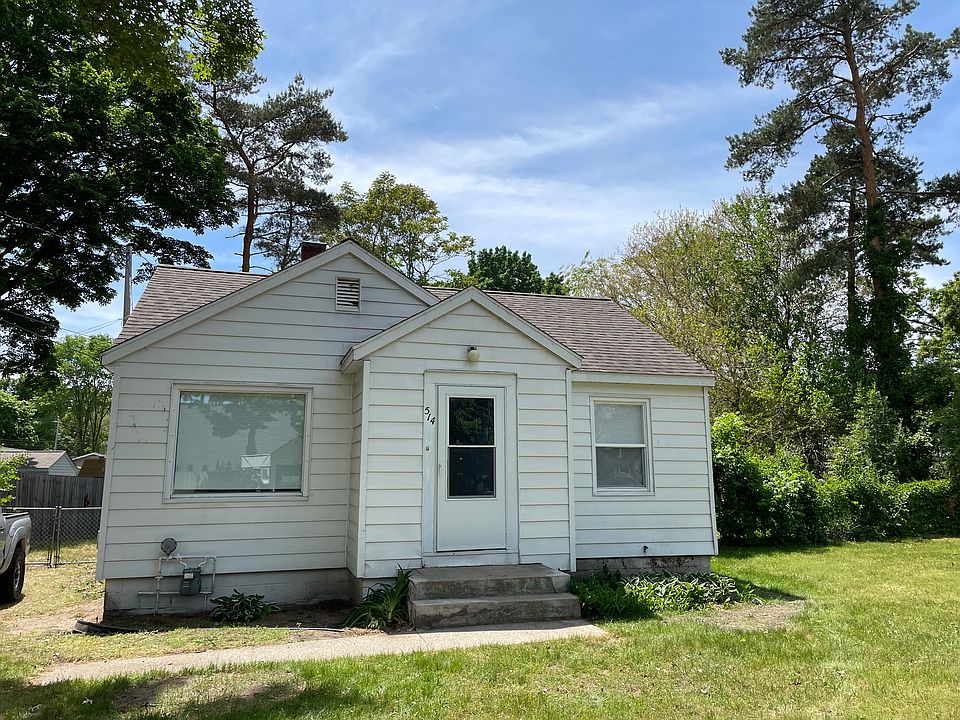 1st image of 514 Pinecrest St